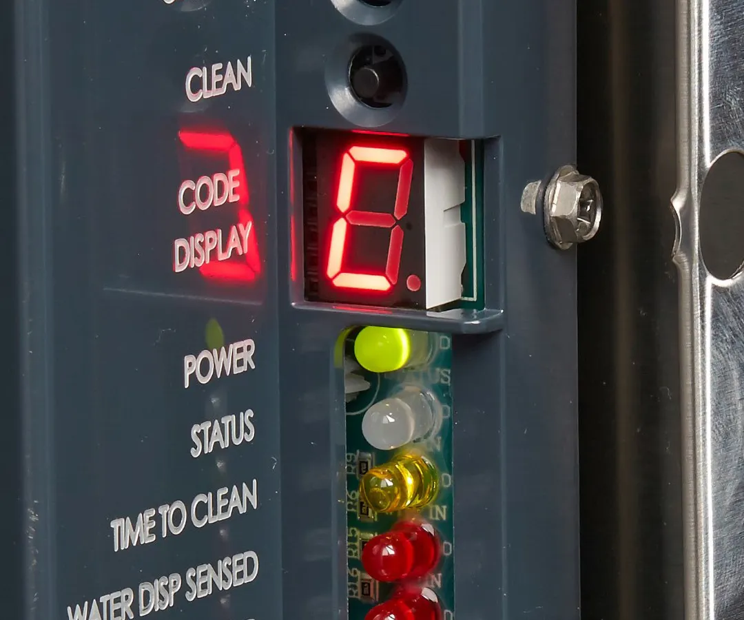 Scotsman HID312AX-1 16" Ice/Water Dispenser, 260 Lb/Day Nugget Ice, Air-Cooled Countertop, 12 Lb Bin