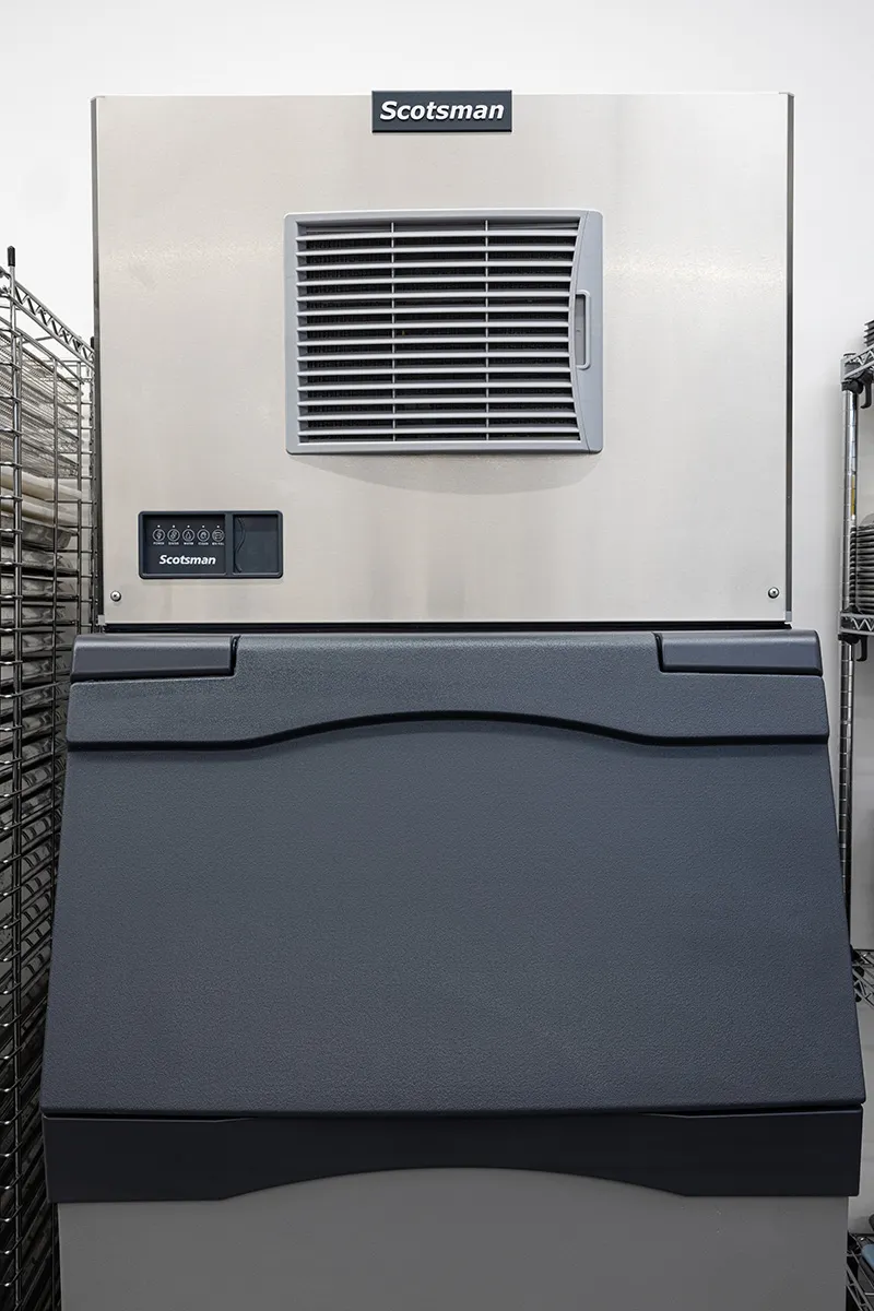 Scotsman MC0330SAX-1 Ice Maker, 30-39" Wide Stainless, 365 lb/24 hr, Air-Cooled, Bluetooth ICELINQ