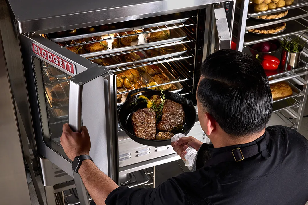 Blodgett ZEPH-100-G-ES SGL Zephaire Single Deck Gas Convection Oven