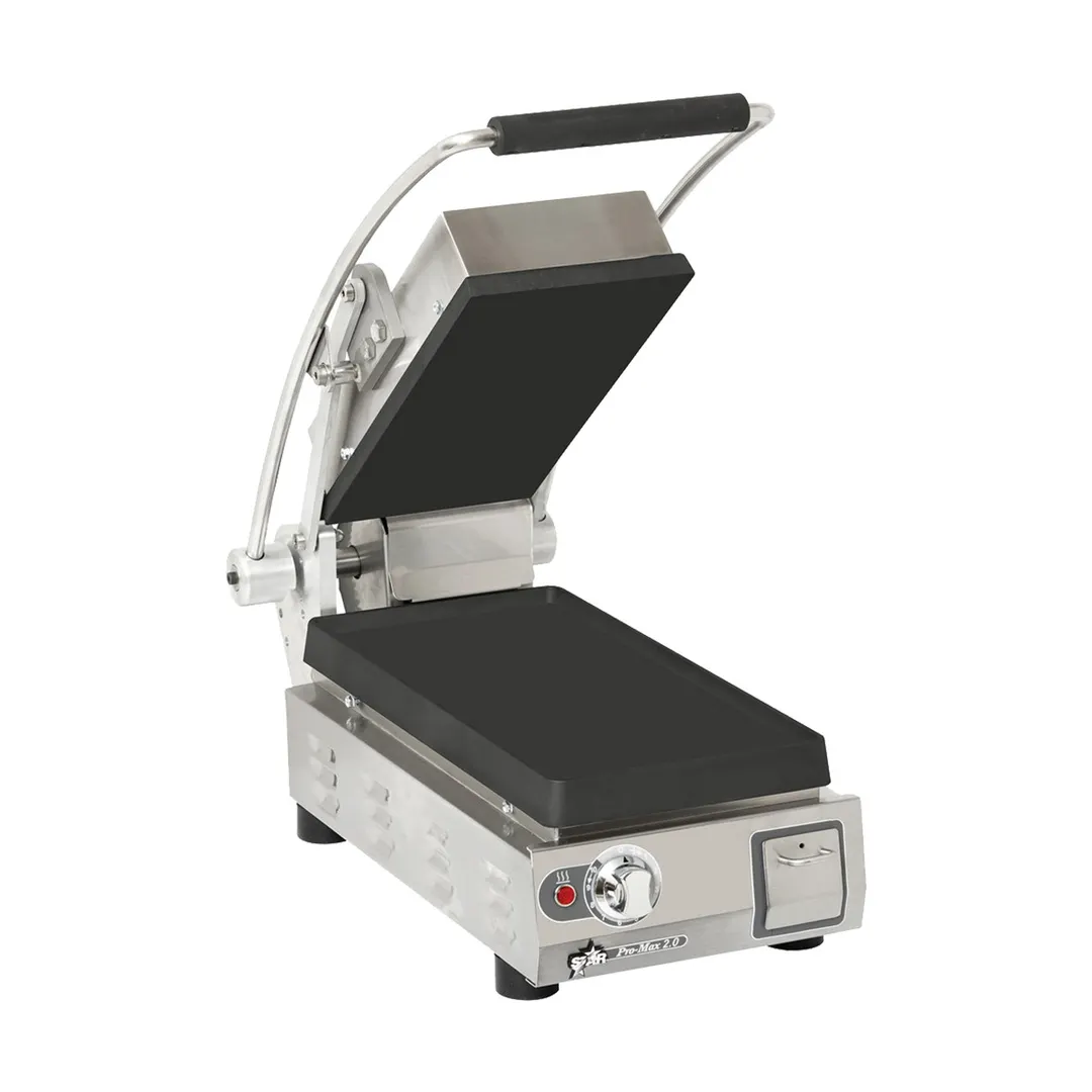 Star PST7IA-120V Single Cast Iron Sandwich Grill with Smooth Plates, Manual Controls - 120V