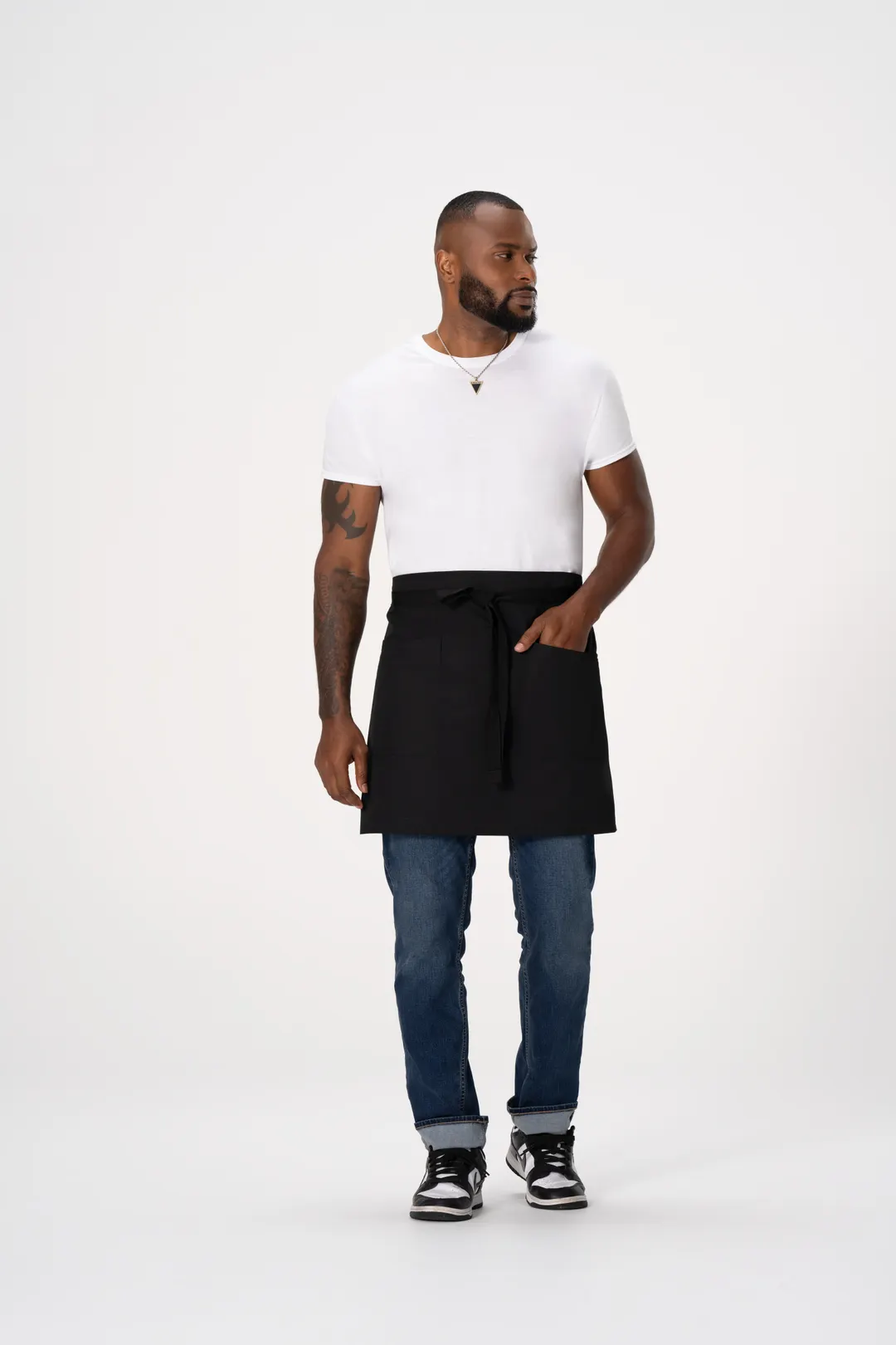 Chef Works AHS02-BLK-0 Bistro Canvas Waist Apron, 17"-19" L x 30"-35" W, Black, PolyCotton Snap Straps