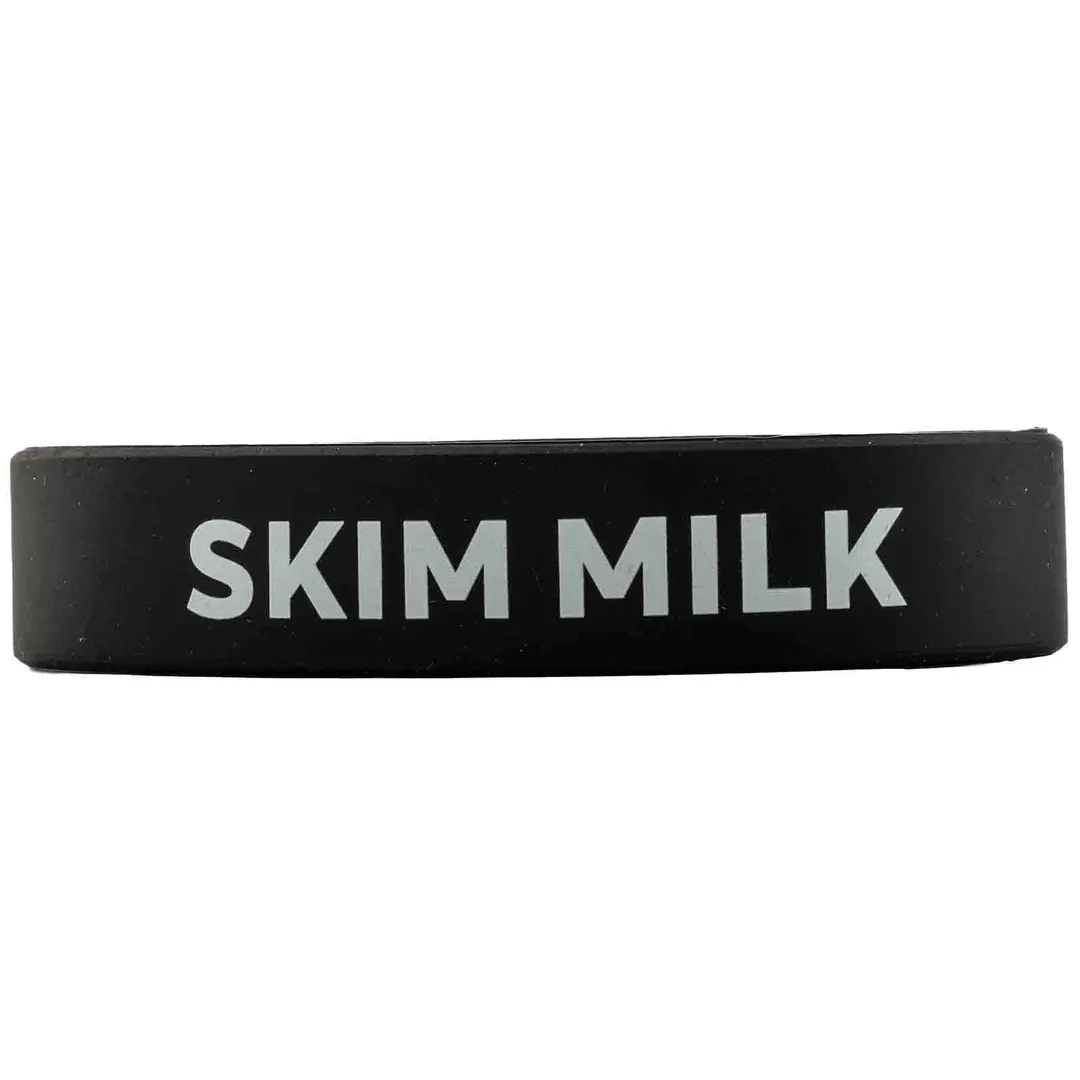 TableCraft 13699 Beverage Sign – Silicone Creamer Band, 3-1/4" x 3-1/4" x 3/4", White SKIM MILK
