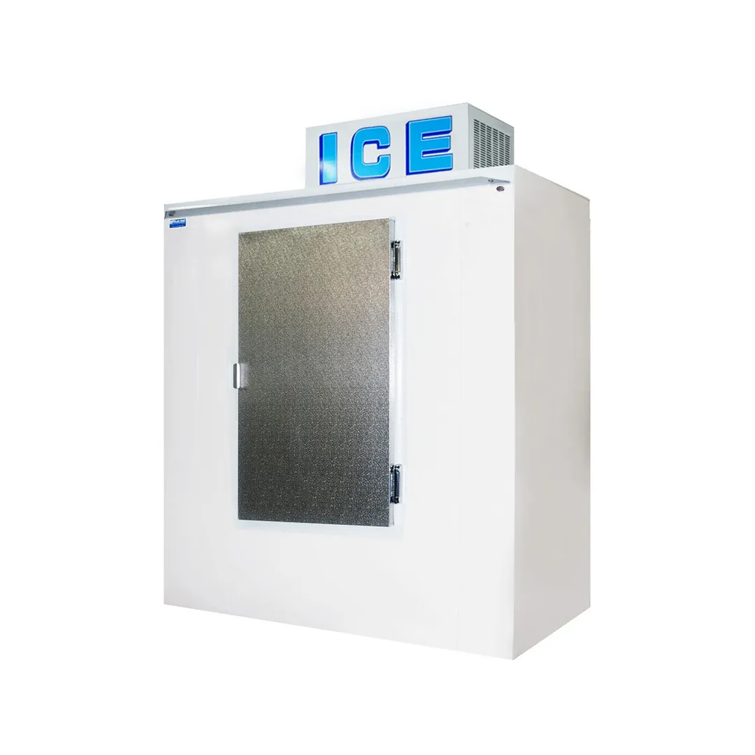 Polar Temp 630CW 62" Outdoor Ice Merchandiser w/ Solid Door, Cold Wall, 61 cu. ft.
