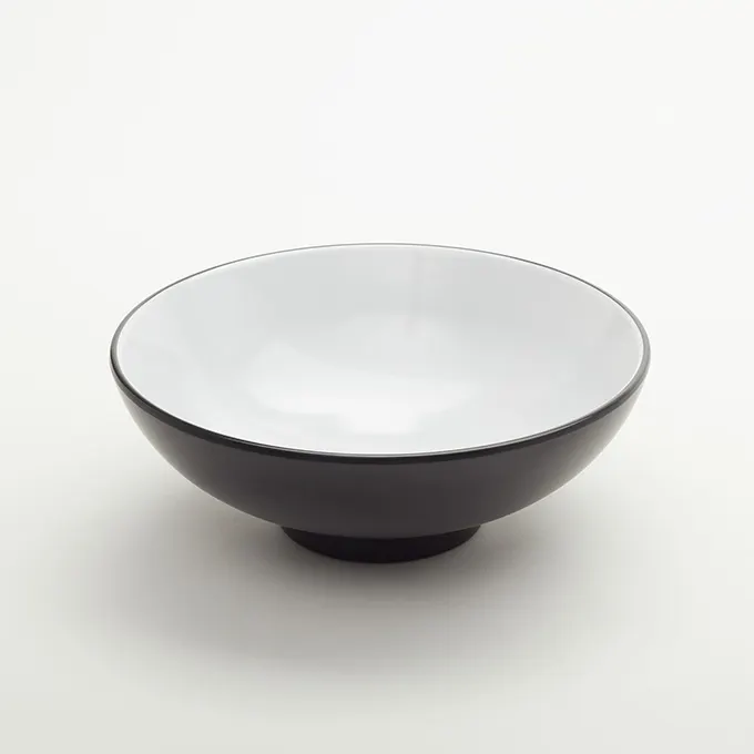 American Metalcraft NB32 Noodle Bowl - 32 oz Round Melamine, Black/White, 8" L x 8" W x 3" H