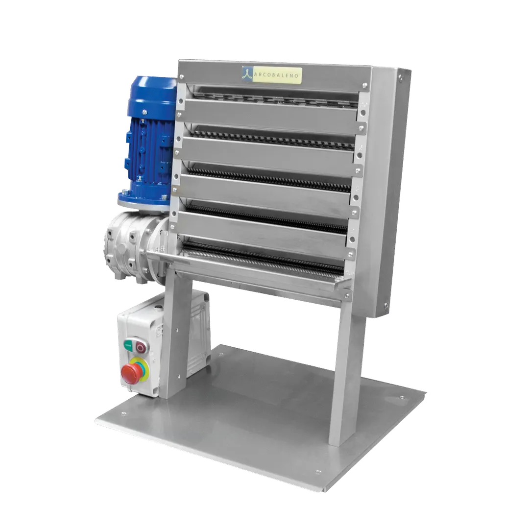 Arcobaleno ATPC330 Countertop Semi-automatic Pasta Cutter, 13" wide Sheeter, 1/2 Hp