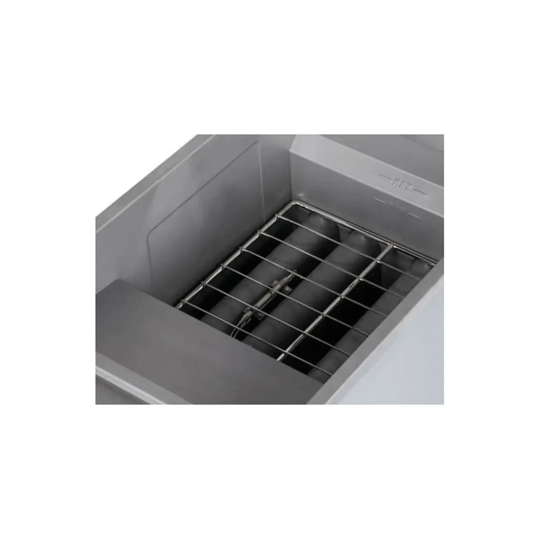 BakeMax BAKEG50 15" Full Pot Floor Model Gas Fryer w/ 50-lb Capacity, Twin Baskets, Millivolt
