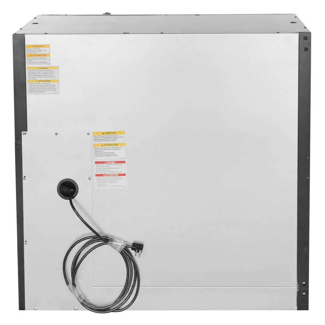 Beverage Air BB36HC-1-B 36" 1 Section Back Bar Cooler with Solid Door