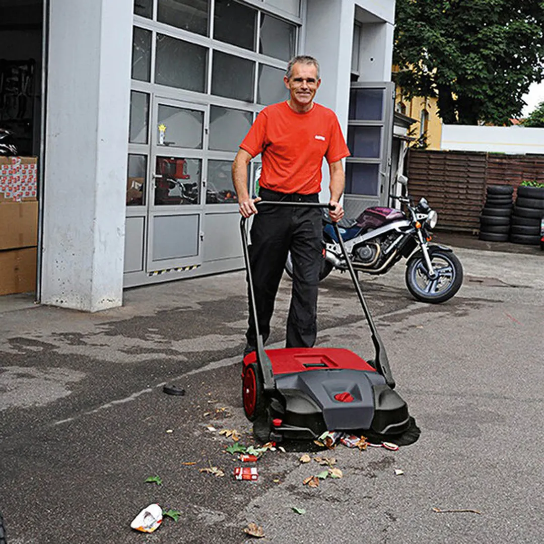 Bissell BG-477 Deluxe Sweeper, 31" Wide, Triple Brush, Push Power