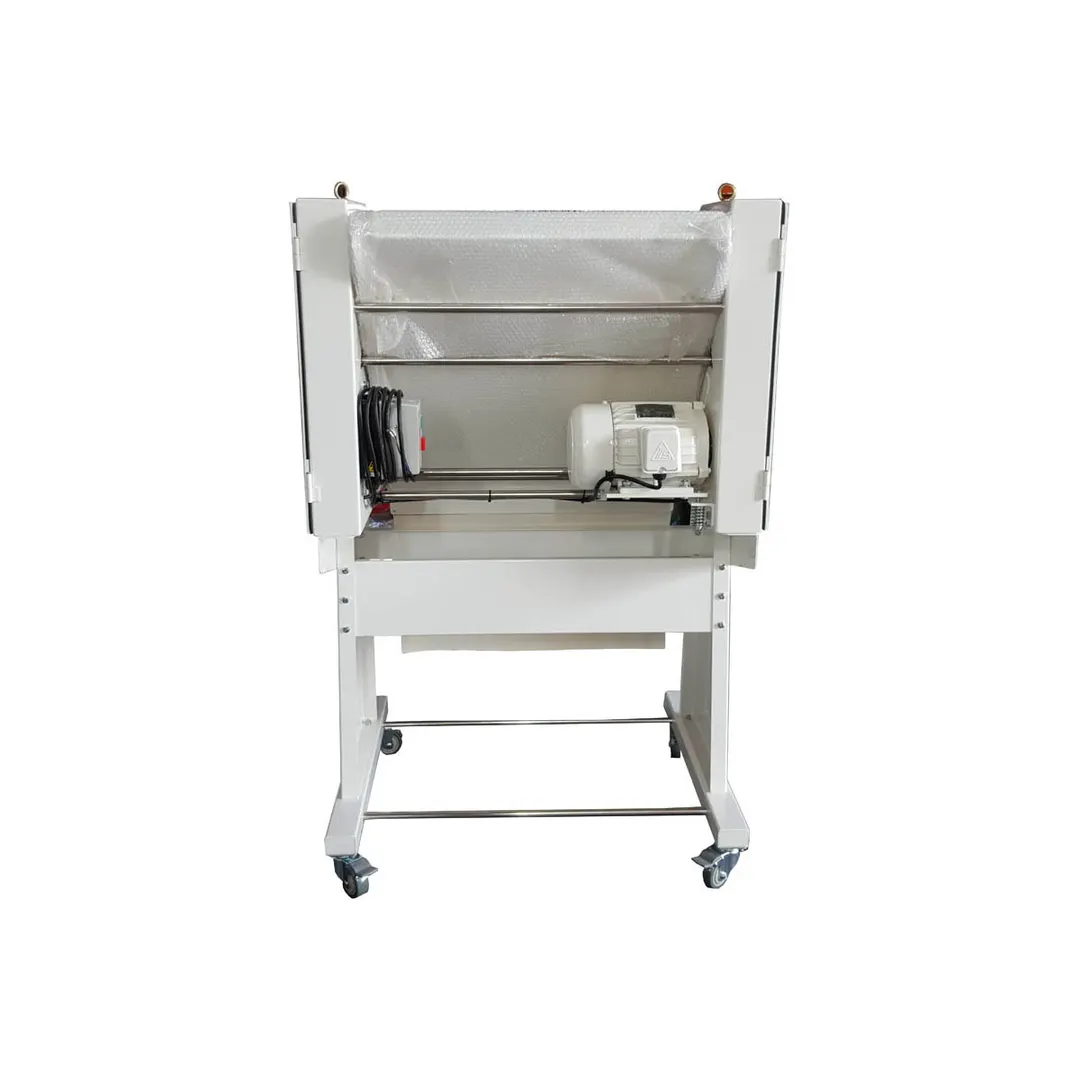 BakeMax BMFBM01 Floor Model Dough Bread Moulder, 3000 Dough Pieces/hr, 1500 Watts