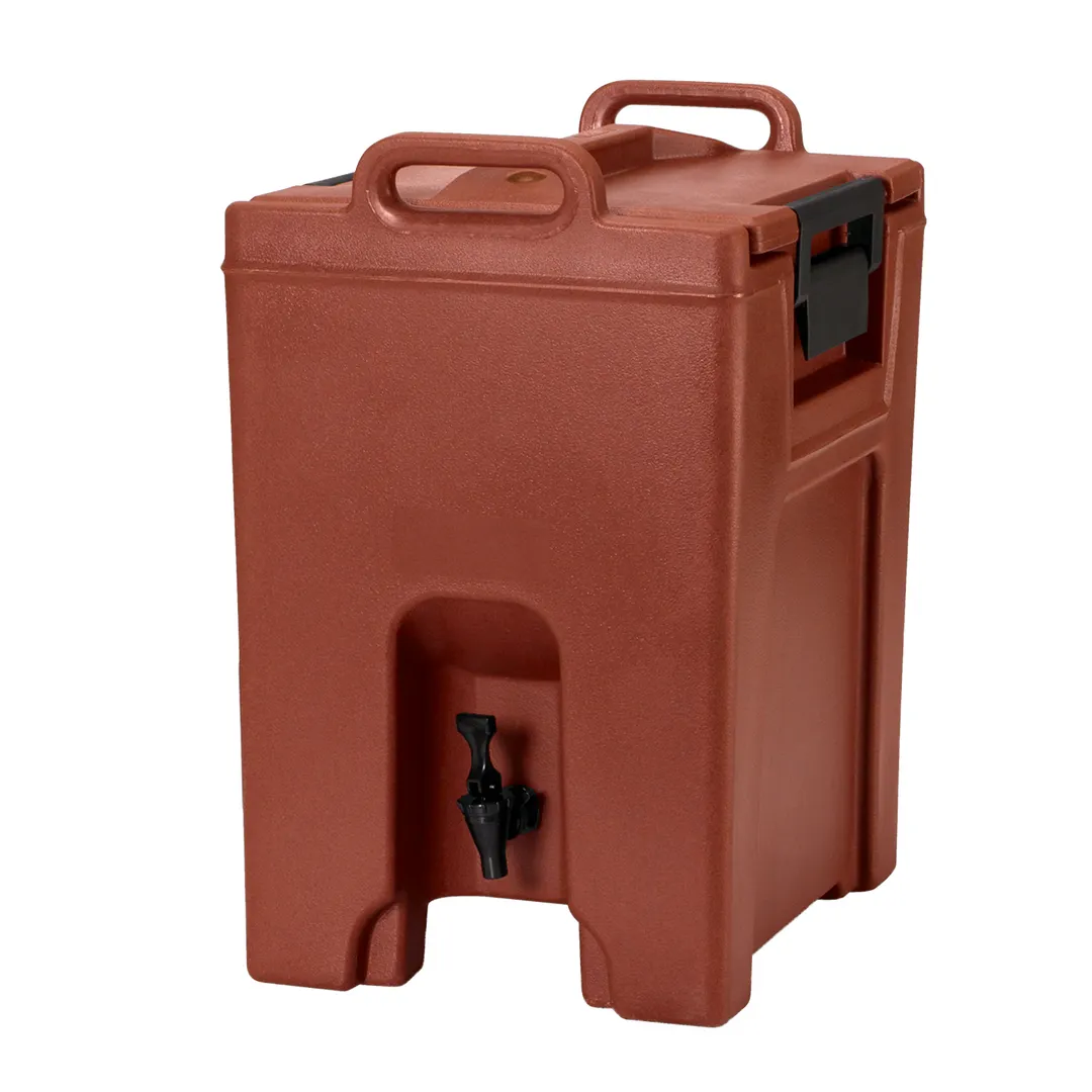 Cambro UC1000402 Camtainer 10‑1/2‑Gallon Red Insulated Carrier, 16.25"W×20.5"D×25.75"H, Plastic, NSF