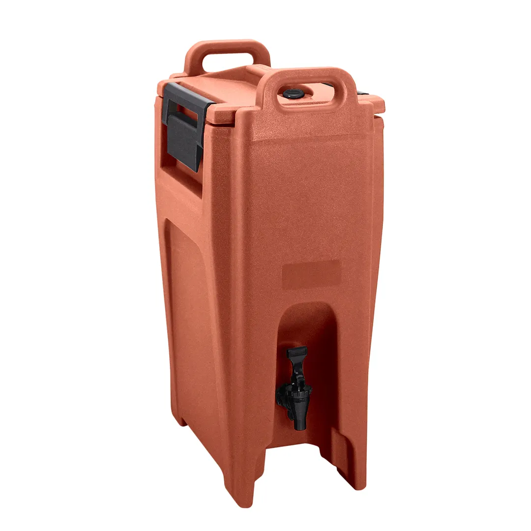 Cambro UC500402 Camtainer 5‑1/4 Gal Dispenser, Brick Red, 11‑3/4"W x 16‑3/4"D x 26‑5/8"H, NSF