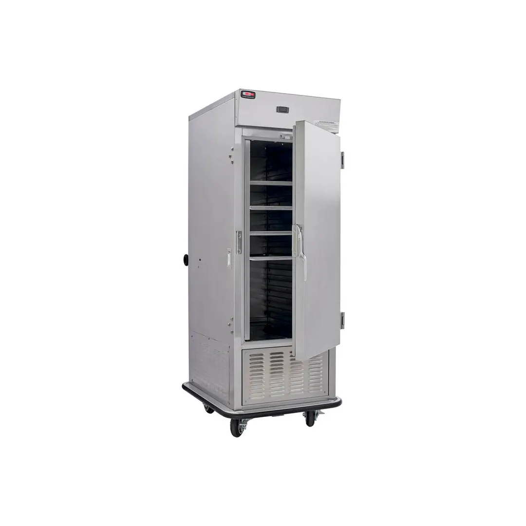 Carter-Hoffmann PHB495HE 1-Section 1-Door Refrigerated Cabinet, 15 × 18"×26" Pans, 1 HP, 6" Casters