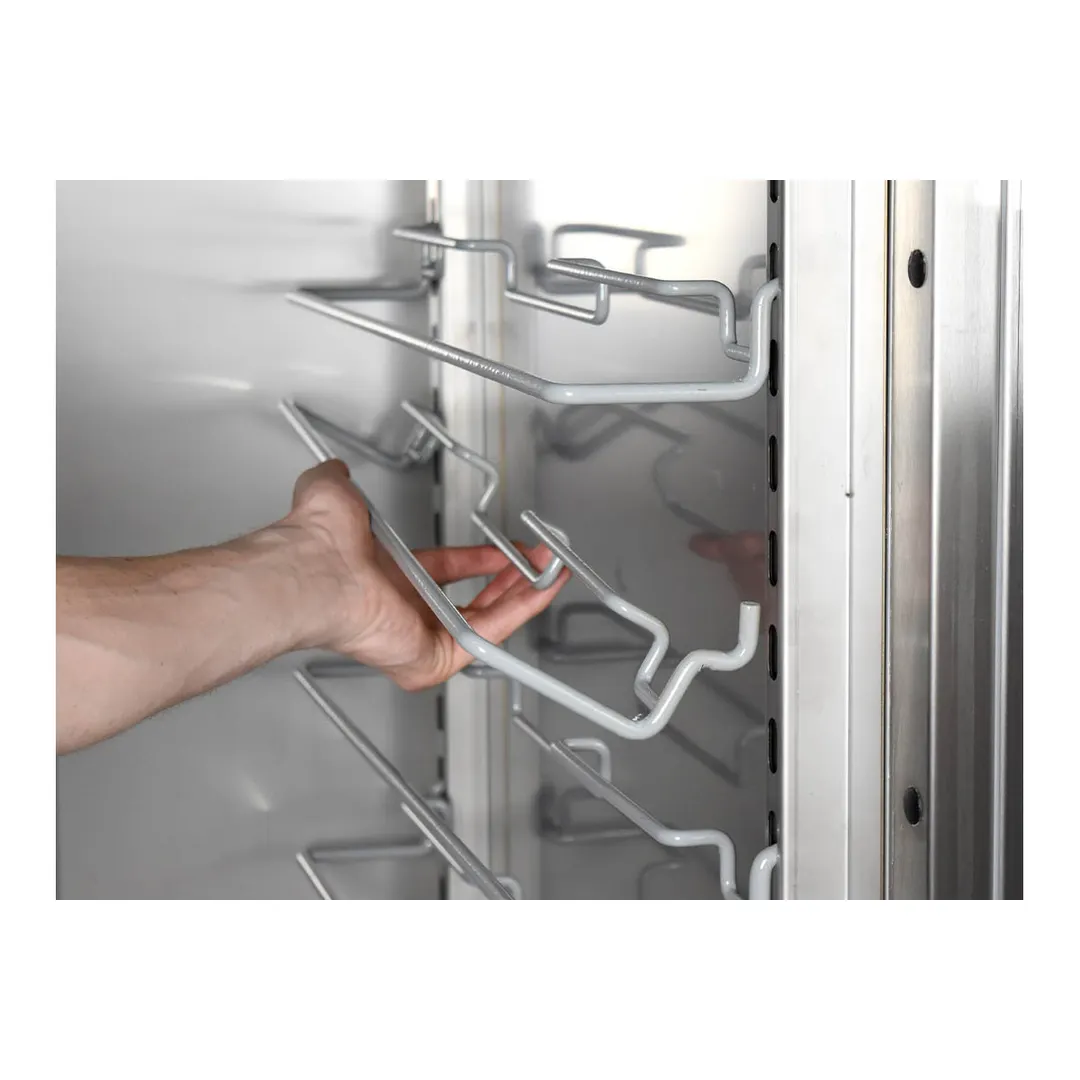 FWE R-30 1-Section 1-Door Refrigerated Holding Cabinet, 10 18" x 26" Pans, 33°F‑38°F, 4 Casters