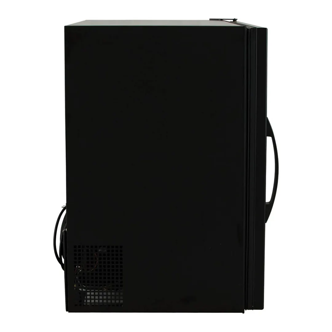 True GDM-07-HC~TSL01 24" Merchandiser, 6.4 cu ft, Black Steel Swing Door, R290, 1/6 HP 115V