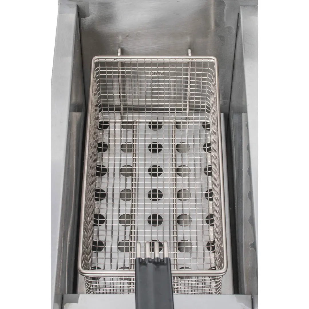 Globe GF15PG Full Pot Countertop Gas Fryer w/ 15 lbs Capacity, 1 Basket, LP Gas, 26,500 BTU