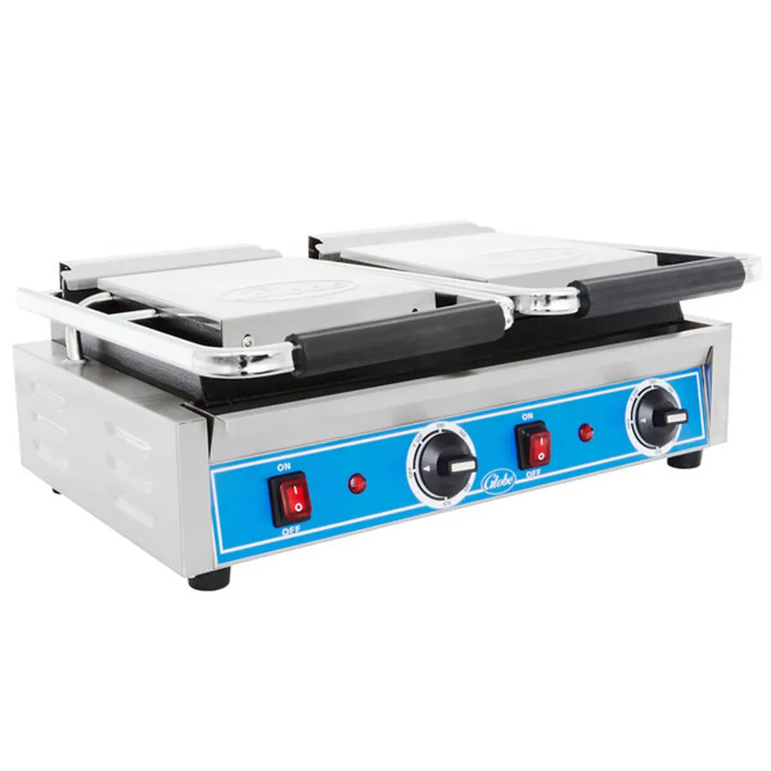 Globe GSGDUE10 Double Cast Iron Sandwich Panini Grill w/ 18" x 9" Smooth Plates, 240V