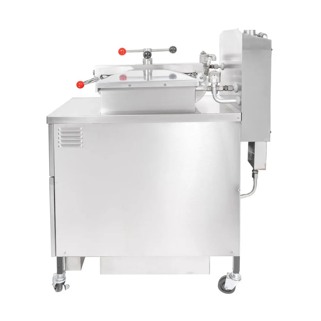 Henny Penny PFG600.03 Gas Pressure Fryer w/ 43-lb Oil Capacity, Rectangular Frypot, 12 PSI