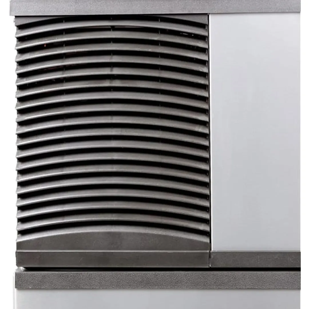 Manitowoc IDT0500W/D570 Water Cooled Full Cube 500 lb Ice Machine with Bin, 532 lb Storage