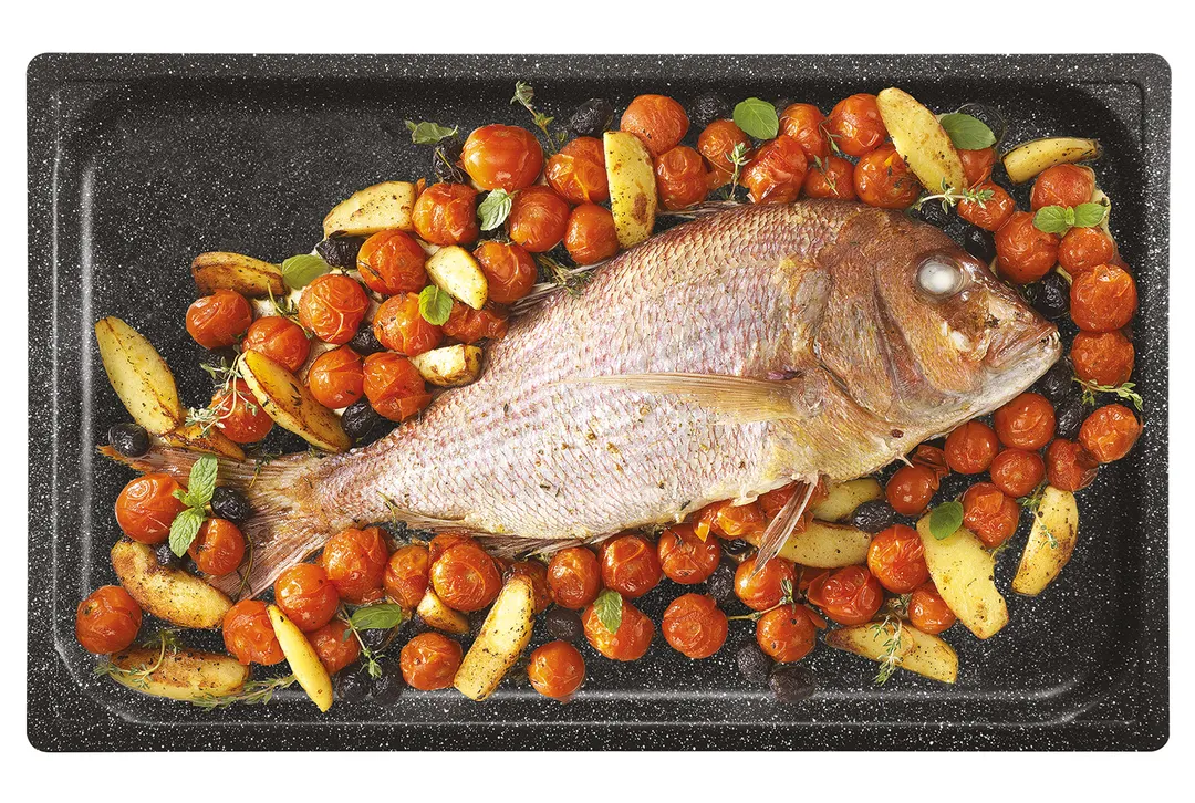 Lainox AT02 Non-Stick Stir Fry Pan, 3/4" 1/1 GN, Teflon-Coated Aluminum, Commercial Cookware