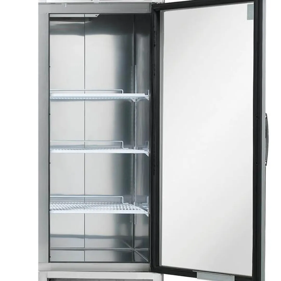 Maxx Cold MCF-23FDHC 26.75" 1-Solid Door Reach-In Freezer, Bottom Mount, 18.9 cu. ft., Stainless Steel