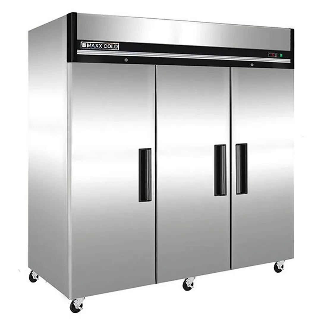 Maxx Cold MXCR-72FDHC 81" 3-Section Reach-In Refrigerator w/ 3 Solid Doors, Top Mount, Aluminum Interior, 72 cu. ft