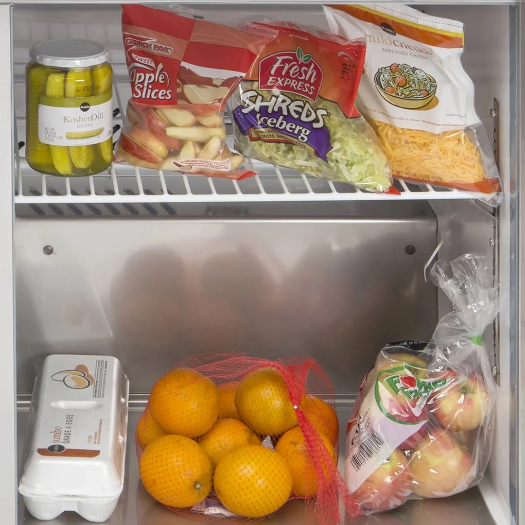 Maxx Cold MXCR29MHC 28" Mega Top Sandwich/Salad Prep Table w/ 1 Door, 7 cu. ft. 