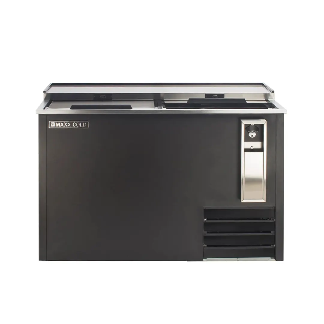 Maxx Cold MXCR50BHC 49" X-Series Bottle Cooler w/ 14.0 cu. ft., Side-Mounted Compressor