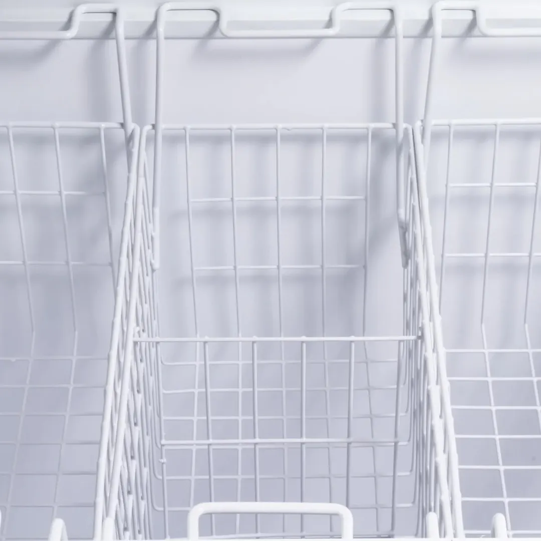 Maxx Cold MXF54CHC-6 53" Curved Lid Ice Cream Display Freezer, 9.96 cu. ft.