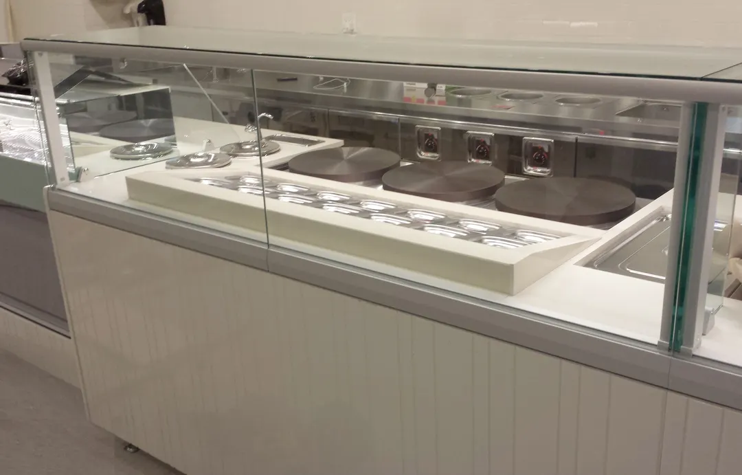 Oscartek CREPE STATION CS2000 Crepe Station Display, 78" Length