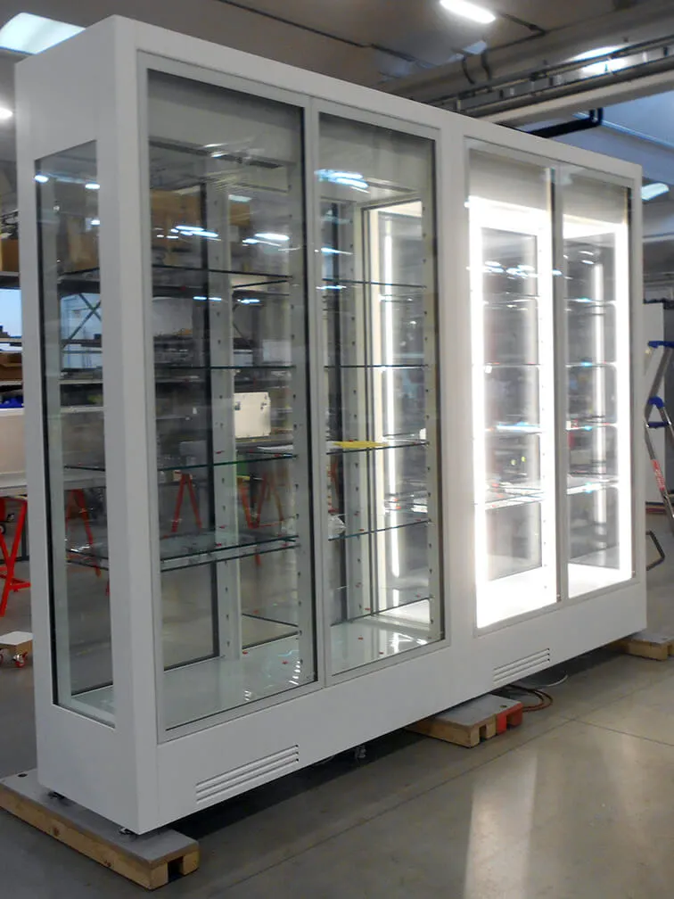 Oscartek GALA CC1370BW 54" Curved Refrigerated Deli Display Case
