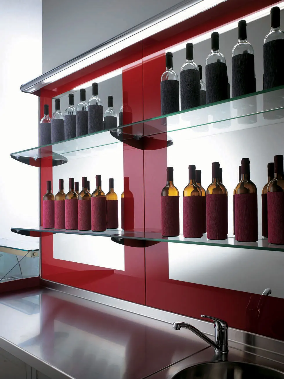 Oscartek WALL SHELVING DISPLAY WS2 1500 CE Glass Wall Mounted Shelf Display - 59" Length