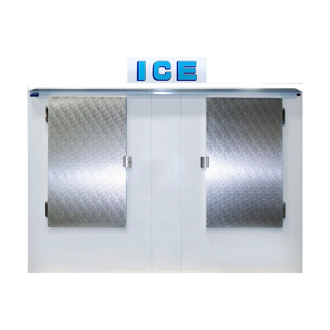 Polar Temp 2000AD 96" Outdoor Ice Merchandiser w/ Solid Door, Auto Defrost, 144 cu. ft.