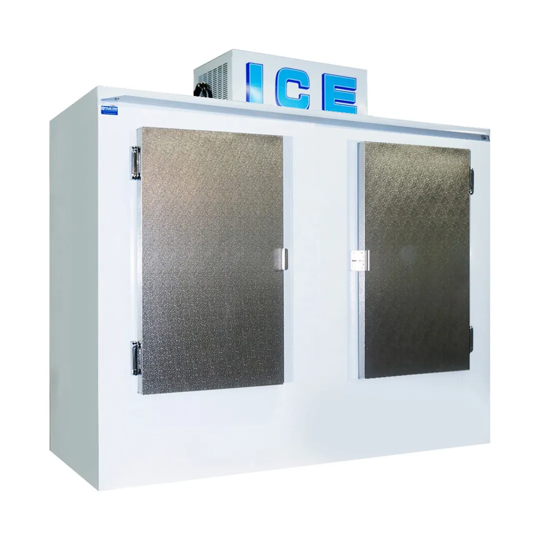 Polar Temp 650CW 70" Outdoor Ice Merchandiser w/ Solid Door, Cold Wall, 59 cu. ft.