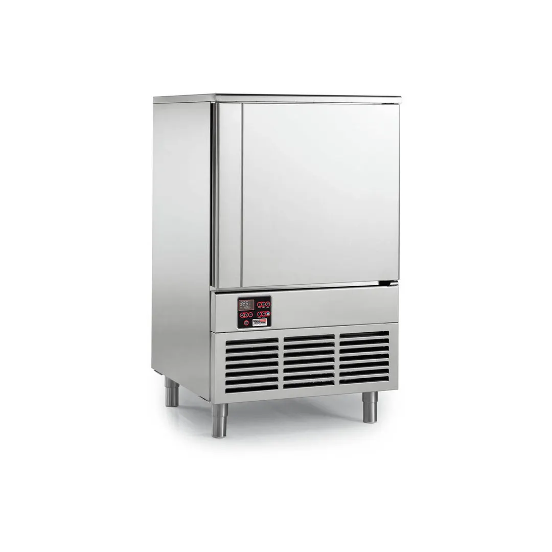 Piper Products RCR084T 33" Reach-In Blast Chiller, (8) 18" x 26" Pans, 55 lbs Chill Capacity