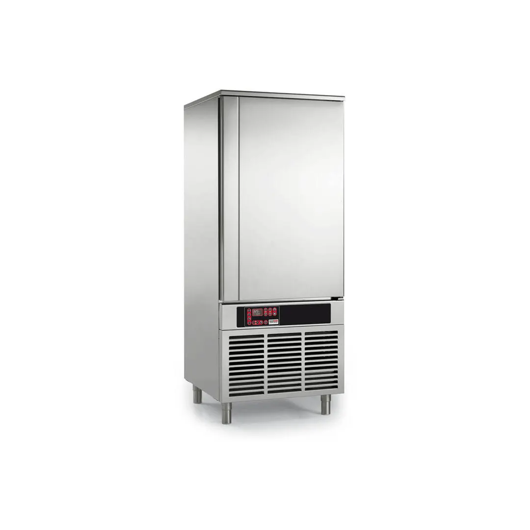 Piper Products RCR164T 33" Reach-In Blast Chiller, (17) 1/1 GN, 121 lbs Chill Capacity, T Control