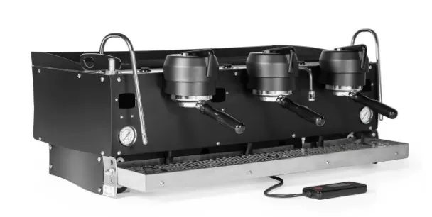 Synesso S-300 Three-Group Espresso Cappuccino Machine w/ 12.3-Lt. Tanks, Semi-Automatic