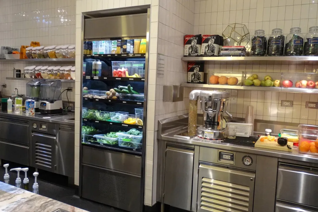 Structural Concepts BN37R 34" Vertical Self-Service Open Air Merchandiser4 Shelves, High Profile