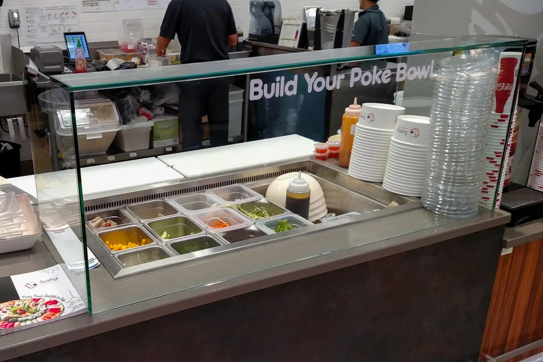 Structural Concepts FB6S-5R 76" Grocerant Inline Service Refrigerated Display Case, (5) Pan