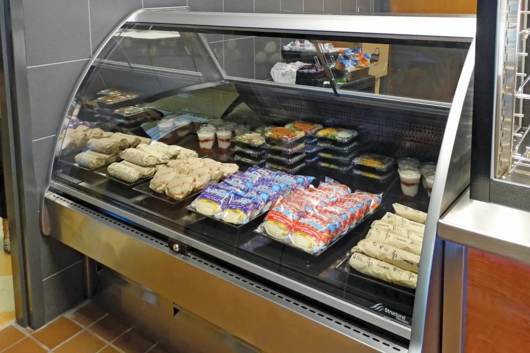 Structural Concepts GLDS5R 63" Curved Refrigerated Deli Display Case