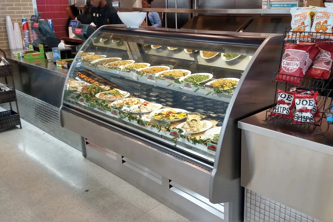 Structural Concepts GMDS6R 75" Curved Refrigerated Deli Display Case