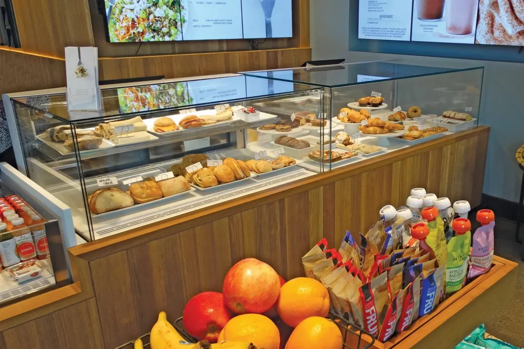 Structural Concepts NE4820DSV 48" Reveal® Service Non-Refrigerated Slide In Counter Case