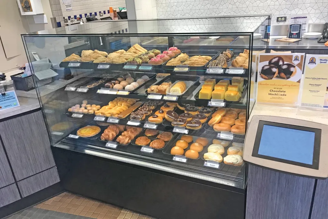 Structural Concepts NR6055RSV 60" Reveal Refrigerated Display Case