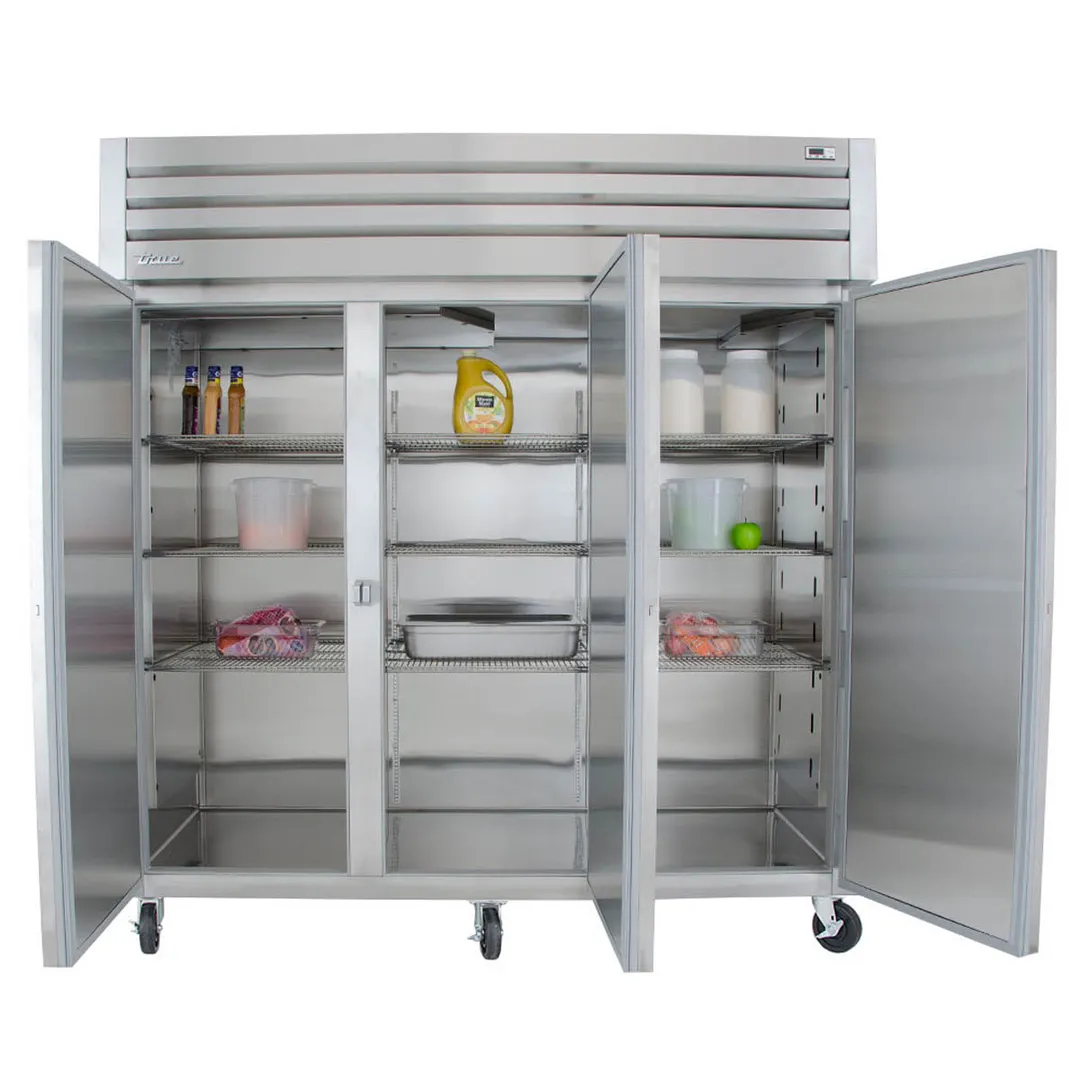 True STR3R-3S 77" 3-Section Reach-In Refrigerator w/ 3 Solid Doors, Top Mount, Stainless Steel