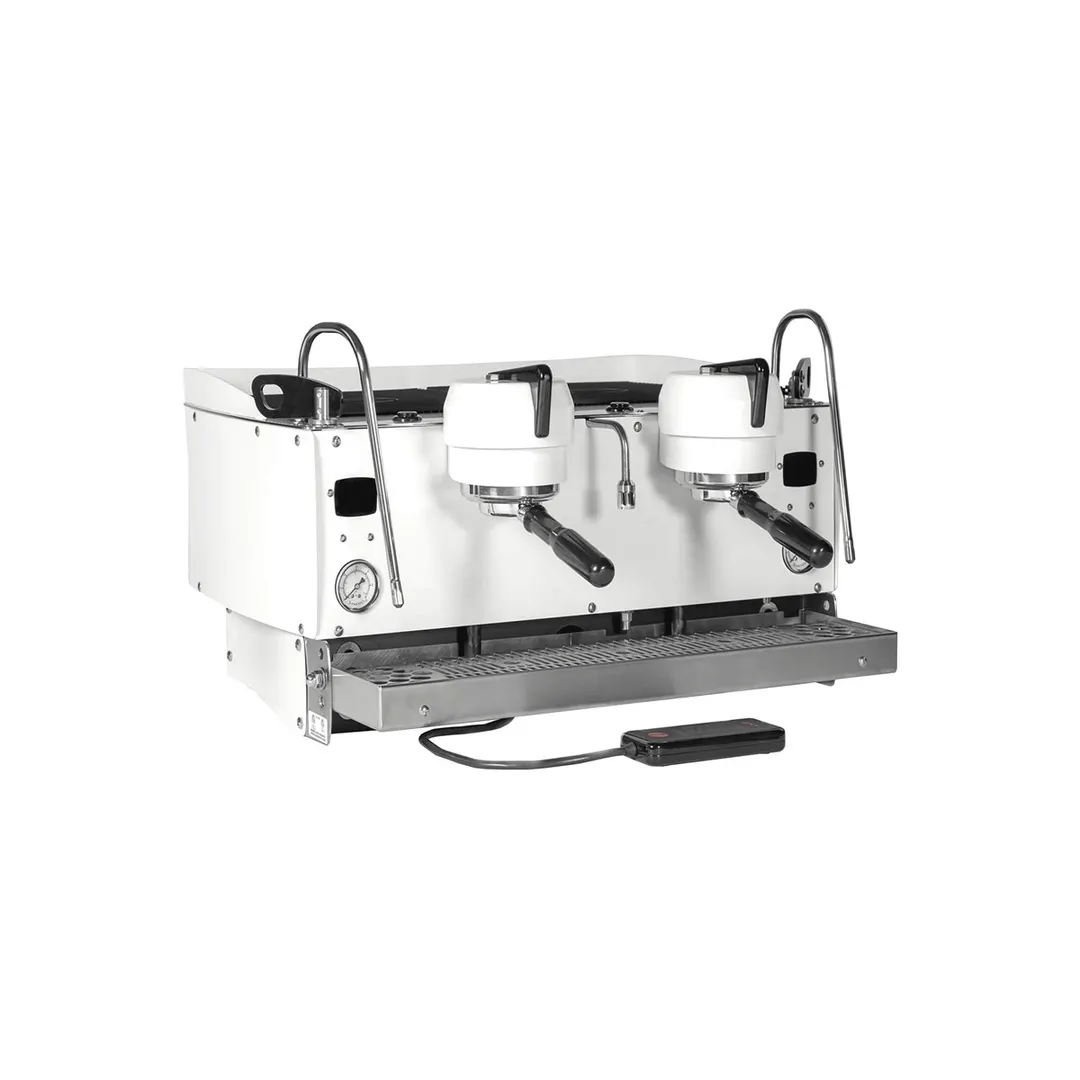Synesso S-200 Two-Group Espresso Cappuccino Machine w/ (2) 1.9-Lt. Tanks, Semi-Automatic