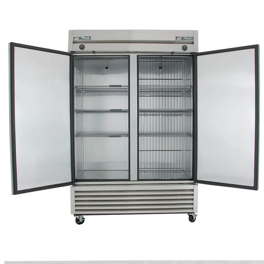 True T-49DT-HC 54" 2-Section Reach-In Refrigerator/Freezer Combo w/ 2 Solid Doors