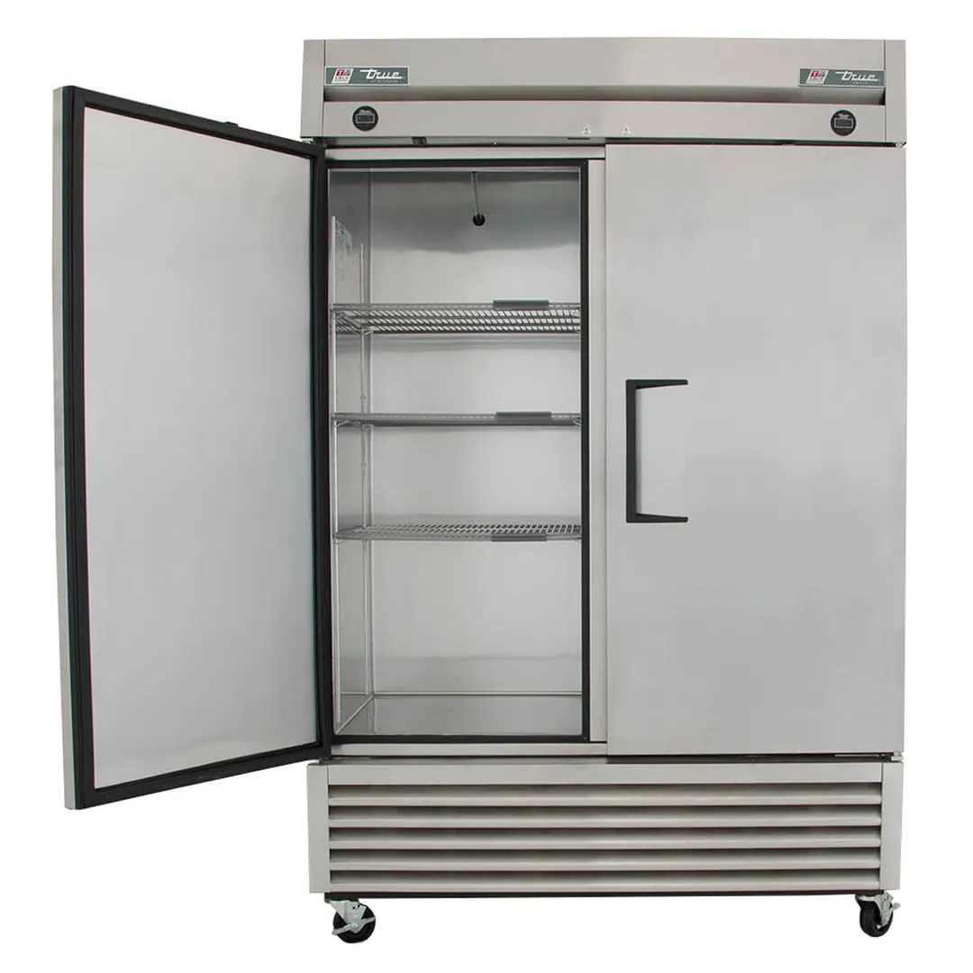 True T-49DT-HC 54" 2-Section Reach-In Refrigerator/Freezer Combo w/ 2 Solid Doors