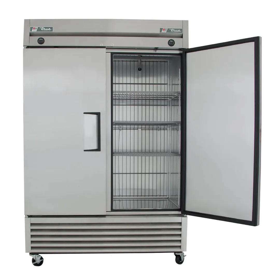 True T-49DT-HC 54" 2-Section Reach-In Refrigerator/Freezer Combo w/ 2 Solid Doors