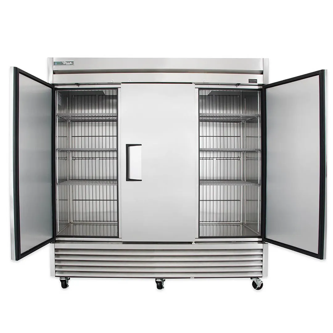 True T-72F-HC 78“ 3-Solid Door Reach-In Freezer, Bottom Mounted, 72 cu. ft., Stainless Steel Front, Aluminum Sides