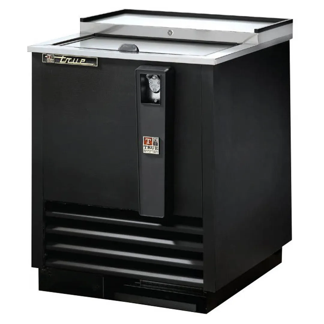 True TD-24-7-HC 24" Solid Slide Lid Deep Well Horizontal Bottle Cooler with Hydrocarbon