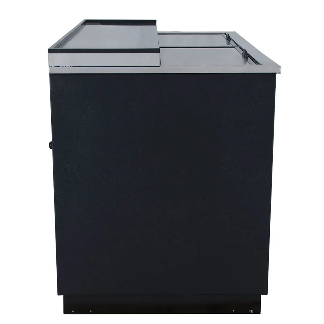 True TD-50-18-HC 49" Solid Slide Lid Deep Well Horizontal Bottle Cooler with Hydrocarbon
